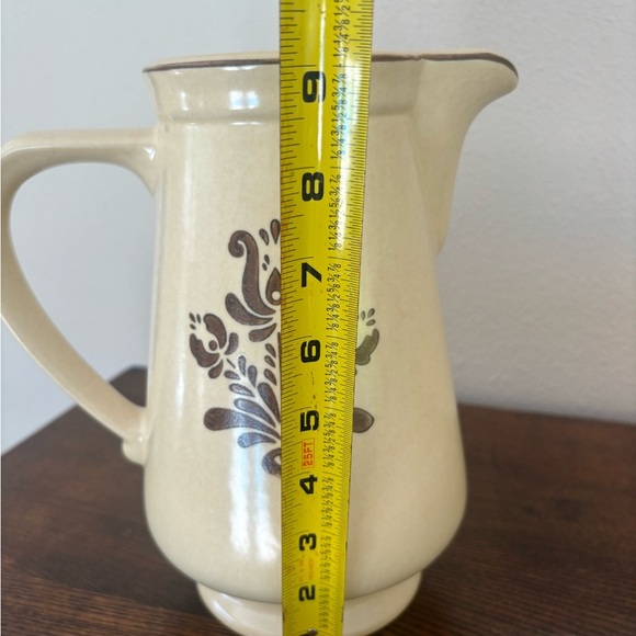 Pfaltzgraff Stoneware Village Water Pitcher 2L 2QT Made in USA 9" Brown - Picture 10 of 13